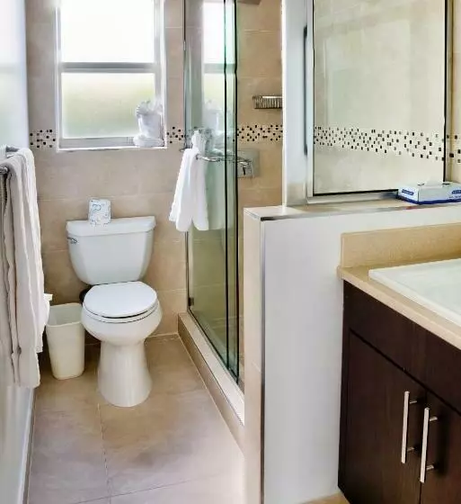 スタンダードスタジオ, Prestige Hotel Vero Beach