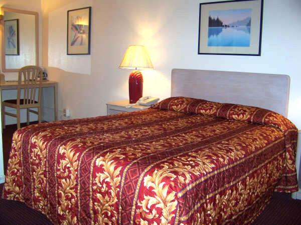 スタンダードルーム, Townhouse Motel