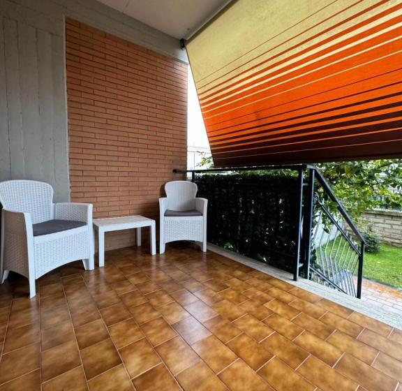 スタンダードルーム, Bed And Breakfast Demma