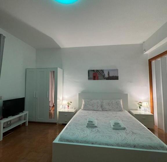 Номер Стандарт, Bed And Breakfast Demma