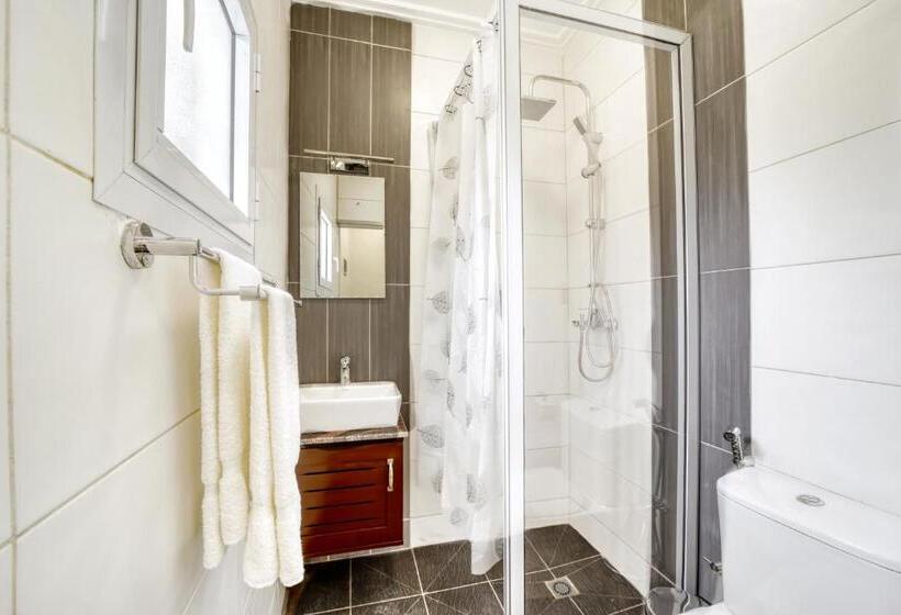 استودیوی لوکس, Cosy Home