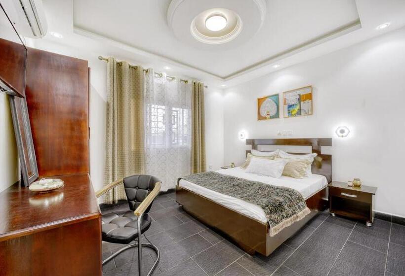 استودیوی لوکس, Cosy Home