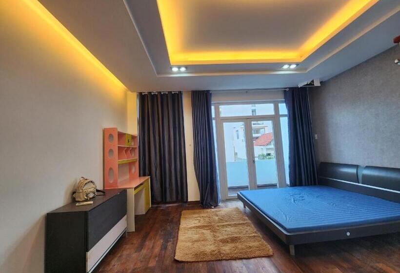 اتاق استاندارد با بالکن, Dlux Hát Giang