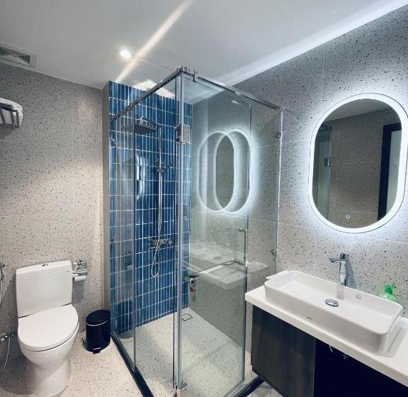 اتاق لوکس با بالکن, Hải Long Hotel 2