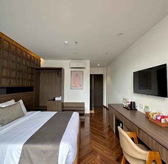 اتاق لوکس با بالکن, Hải Long Hotel 2