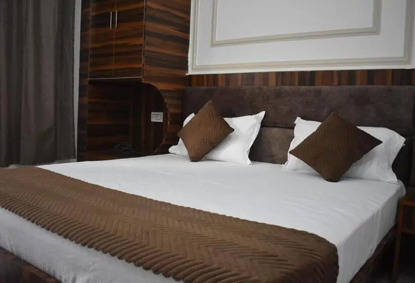 デラックスルーム, Chopta House Hotel And Restaurant