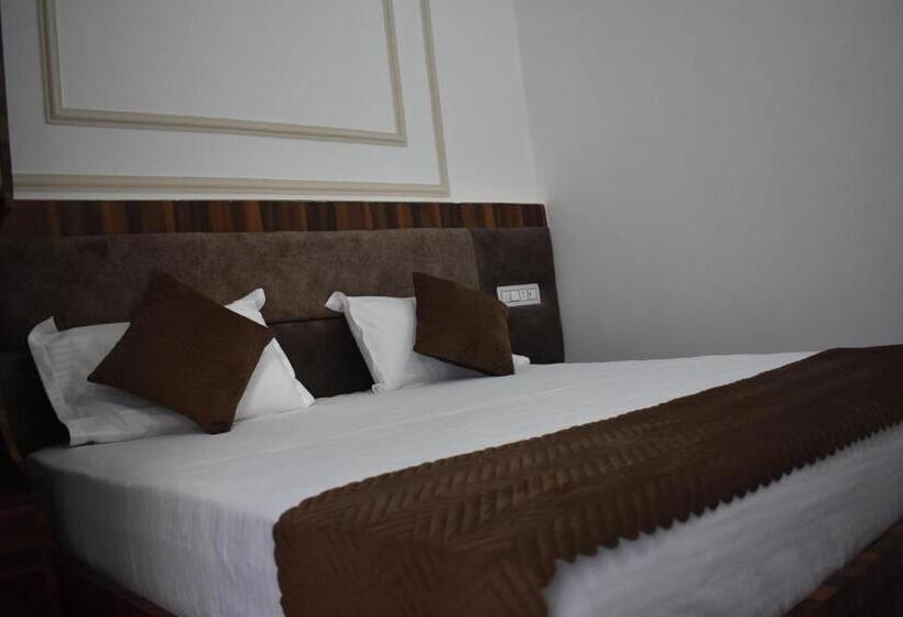 디럭스 룸, Chopta House Hotel And Restaurant