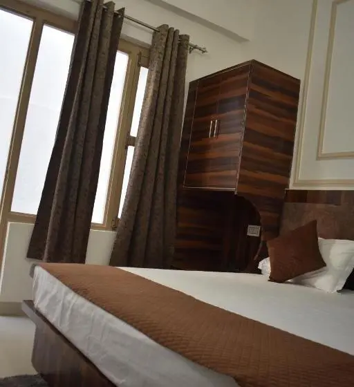 デラックスルーム, Chopta House Hotel And Restaurant