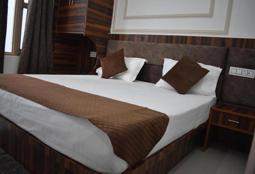 디럭스 룸, Chopta House Hotel And Restaurant