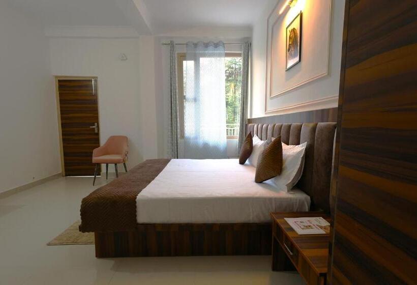 スイート（家族用）, Chopta House Hotel And Restaurant