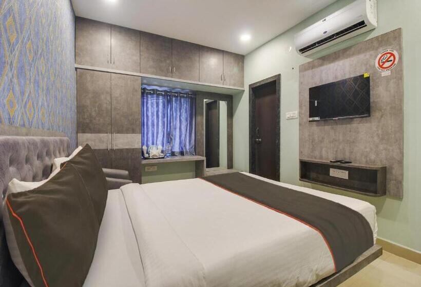 Triple Classic Room, Fabhotel Lio7 Grand   Lb Nagar