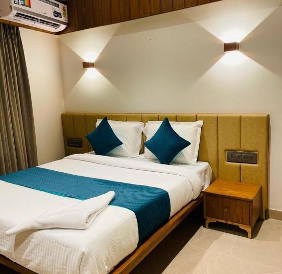 Quarto Superior, Emora Tree