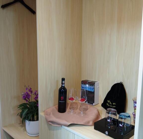 이그제큐티브 룸, Guangzhou Xintai