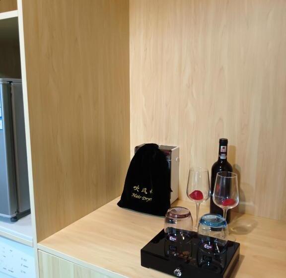 이그제큐티브 룸, Guangzhou Xintai