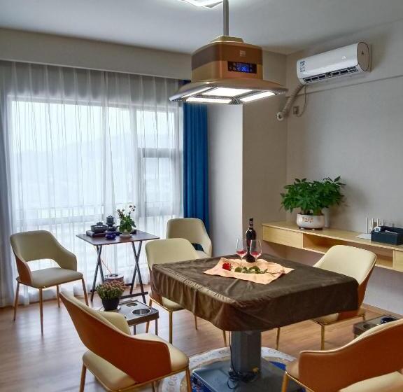 디럭스 스위트, Guangzhou Xintai