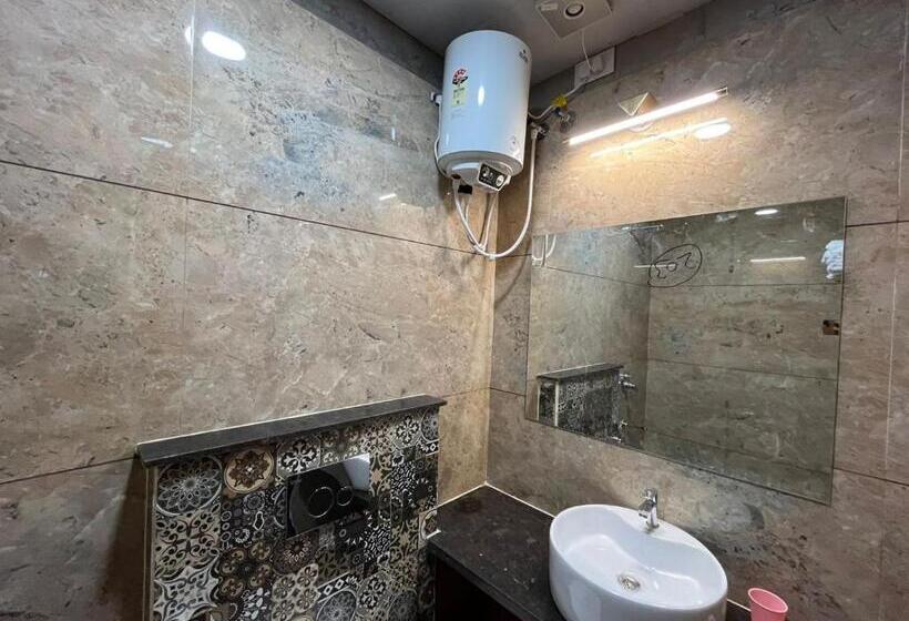 غرفة قياسية, Kasa Comfort Inn