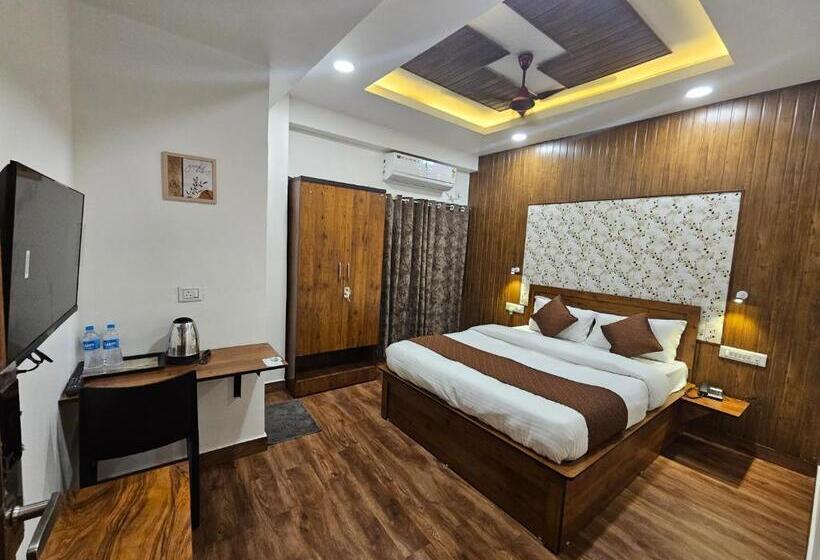 Quarto Deluxe, Treebo Park Palace