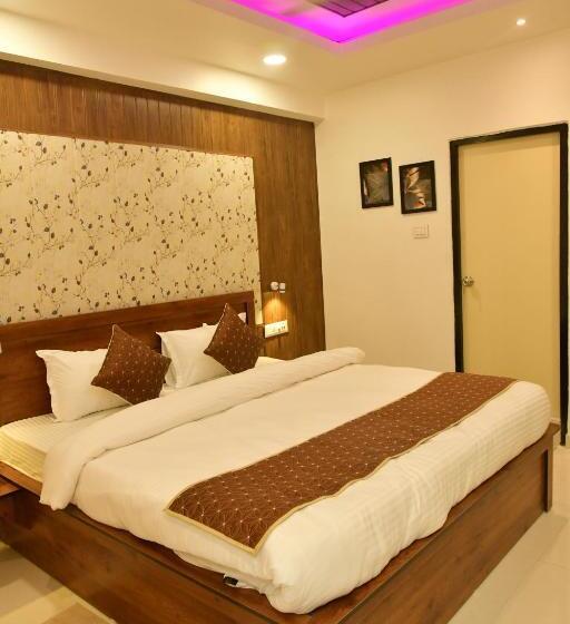 Chambre Deluxe, Treebo Park Palace