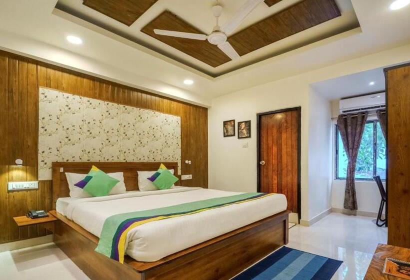 Chambre Deluxe, Treebo Park Palace