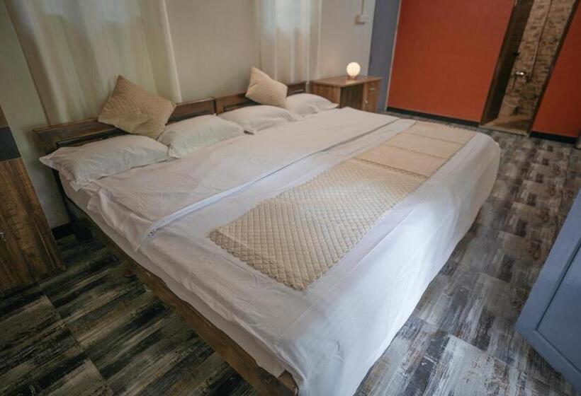 جناح عائلي, Qatsyir Horizon