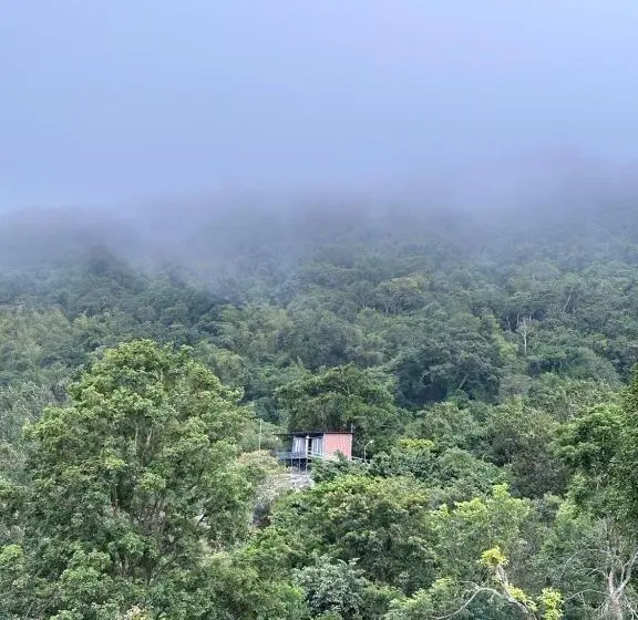 Villa 1 Makuuhuone Puutarhanäkymä, Qatsyir Horizon