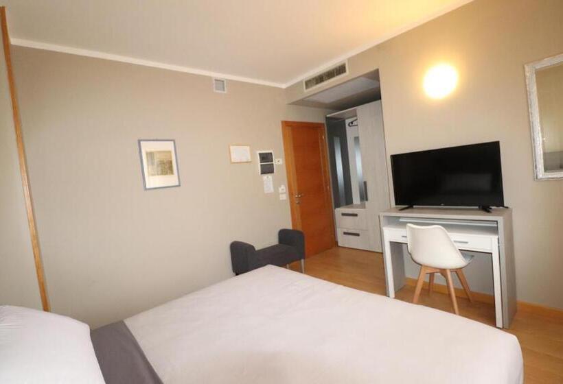 غرفة قياسية, Rio Umbertide