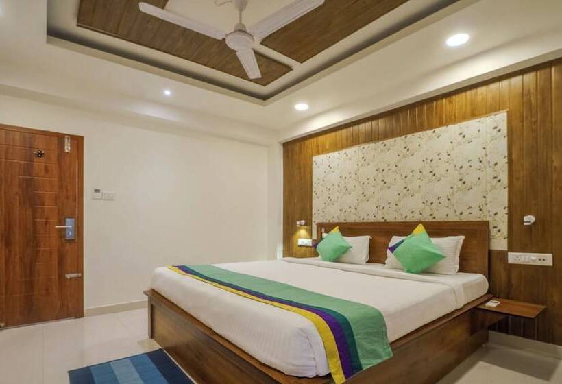 Chambre Deluxe, Treebo Park Palace