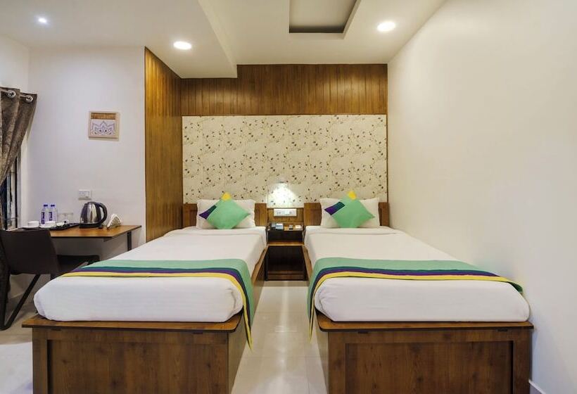 Quarto Deluxe, Treebo Park Palace