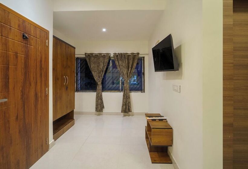 Quarto Deluxe, Treebo Park Palace
