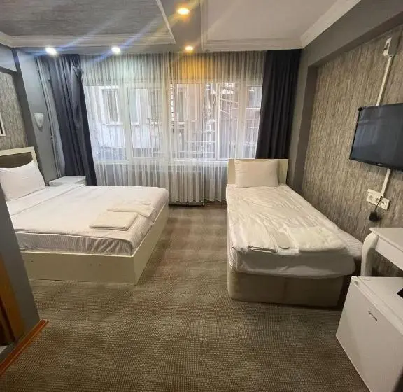 Standard Kolmen Hengen Huone, Ufuk Otel