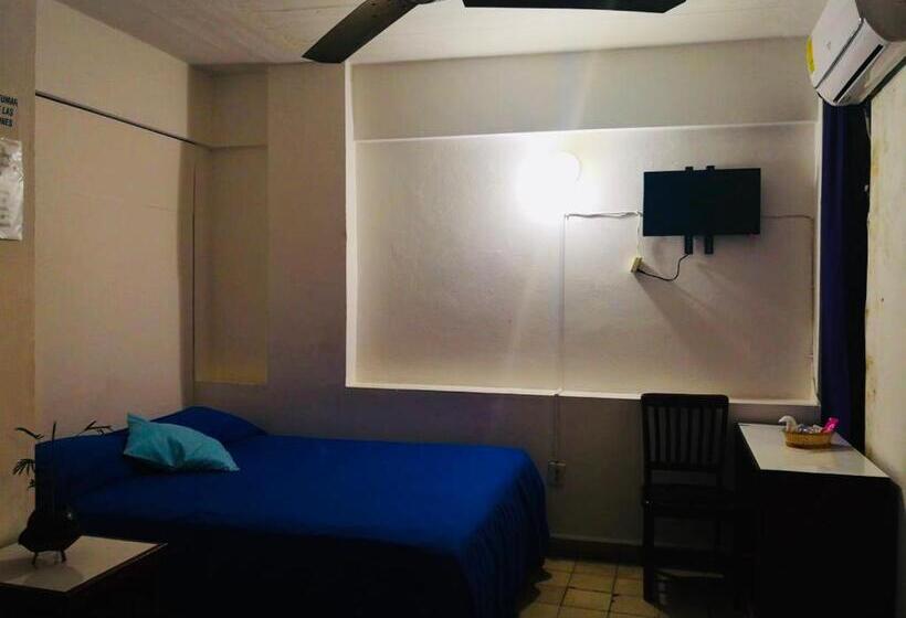 غرفة قياسية, Zócalo Abuelos