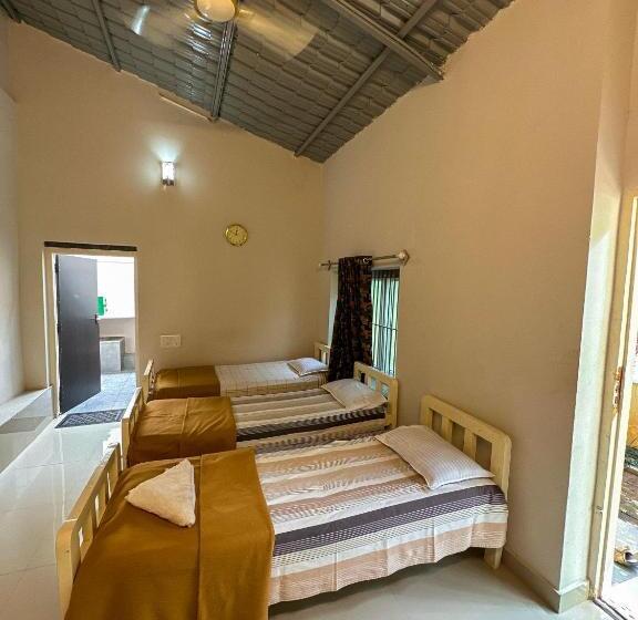 스탠다드 트리플 룸, Rac Adventure Camp By Lexstays,near Isha Foundation