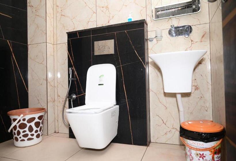 Standard Room, Shree Niwas