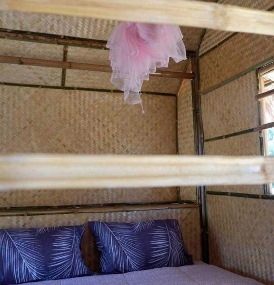 غرفة قياسية مزوَّدة بتراس, Water Hill Resort