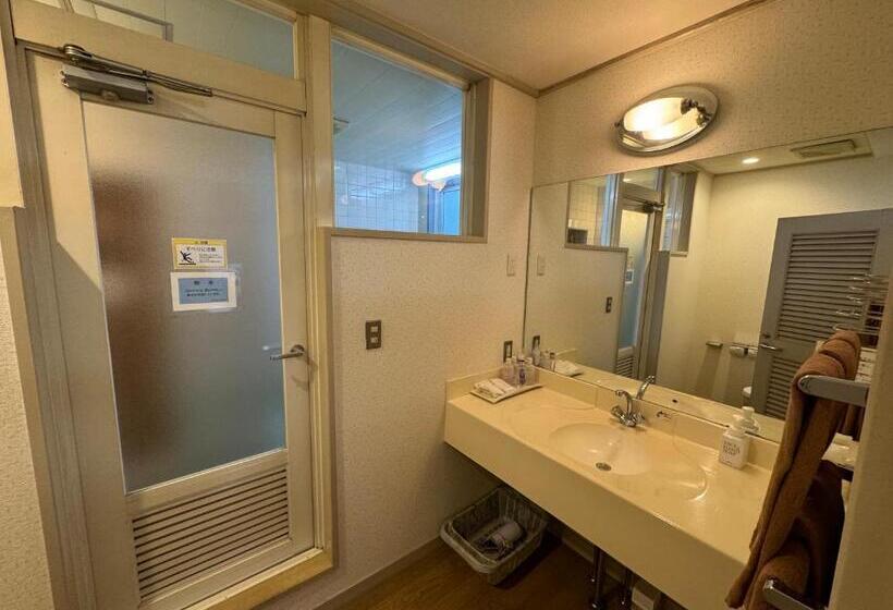 Номер Стандарт Трехместный, ホテルカスカベ Hotel Kasukabe