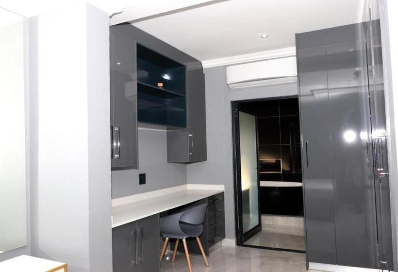 キングサイズベッドのデラックスルーム, The Residence Villa