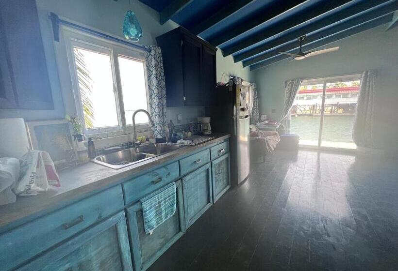豪华工作室, Dockside Utila Ocean Front Suites