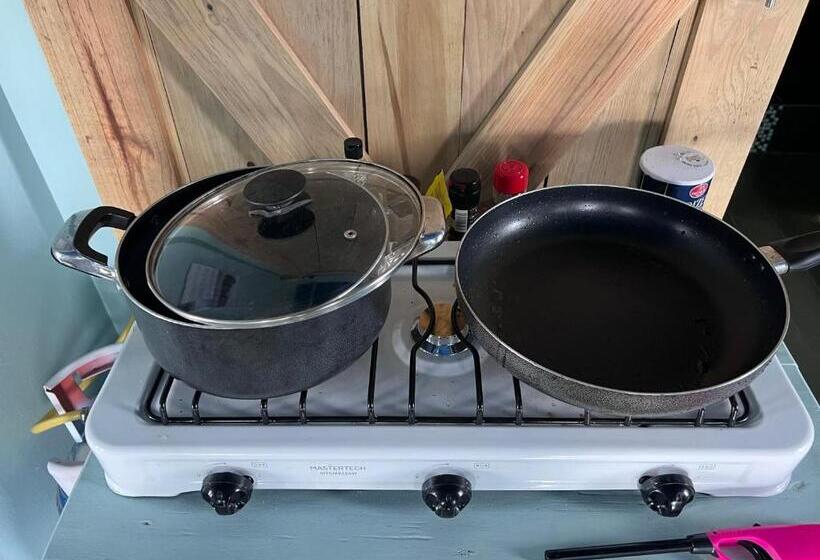 استودیوی لوکس, Dockside Utila Ocean Front Suites