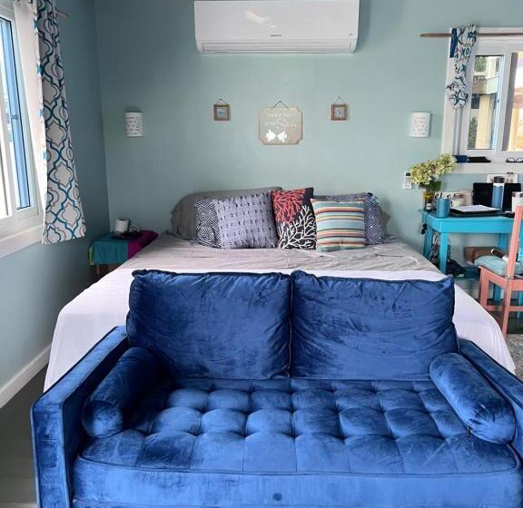 استودیوی لوکس, Dockside Utila Ocean Front Suites