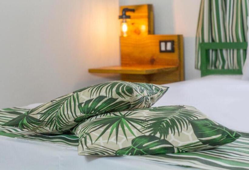 اتاق کلاسیک چهارنفره, Green Haven Hostel Ilha Anchieta
