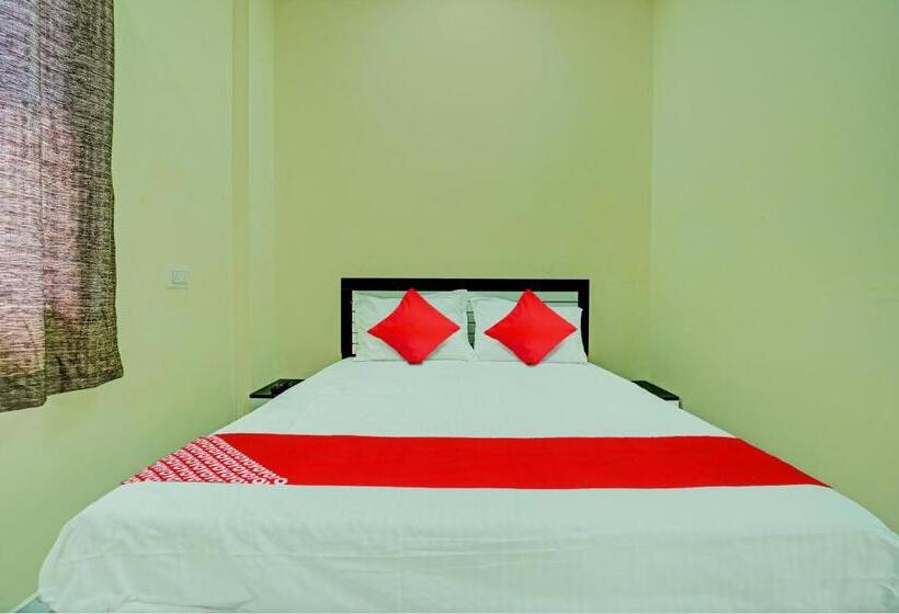 Triple Classic Room, Oyo Flagship Hotel Bliss Inn