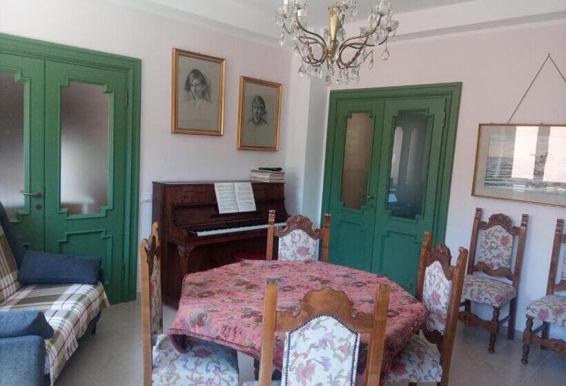 اتاق استاندارد با سرویس بهداشتی مشترک, Appartamento Signorile In Centro Storico