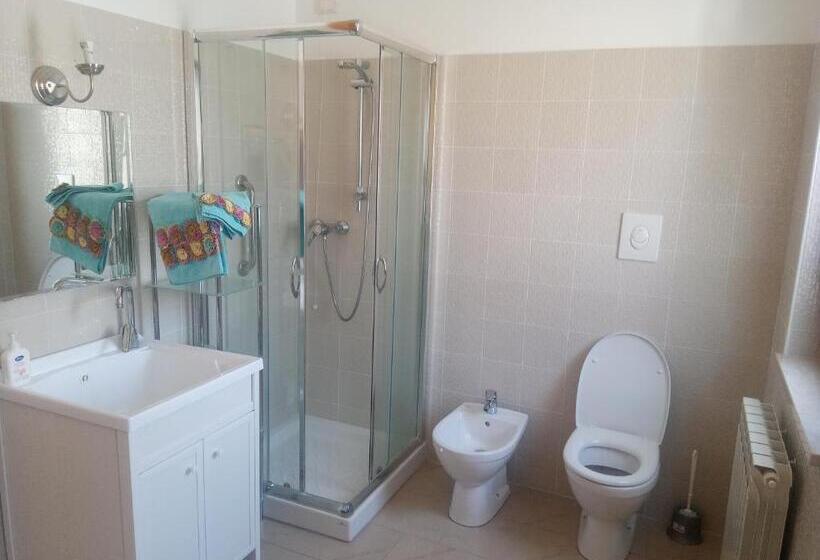 اتاق استاندارد یک تخته با سرویس بهداشتی مشترک, Appartamento Signorile In Centro Storico