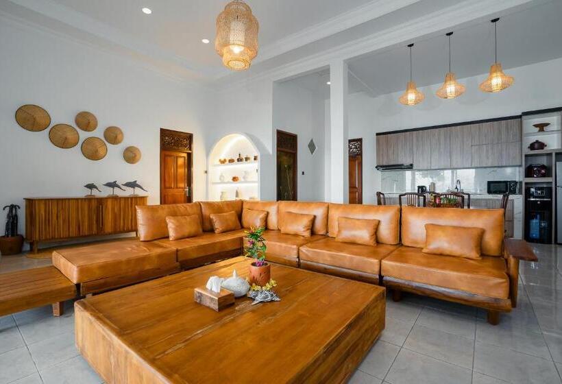 Вилла с 1 спальней и бассейном, Bali Taoka Beach Villa