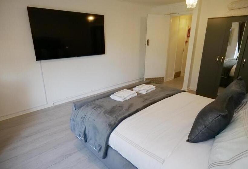 Quarto Deluxe Cama King, Giomakay Luxury Rooms Milton Keynes