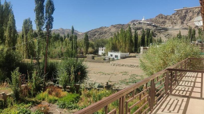 Quarto Estandar com Sacada, Thupwang Villa