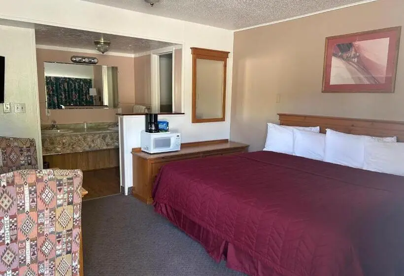 キングサイズベッドのスタンダードルーム, Redwood Arms Motel