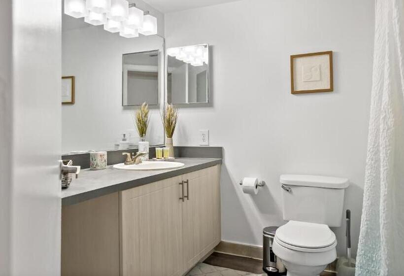 דירה בת חדר שינה 1 עם מרפסת, The Voya   Wellington