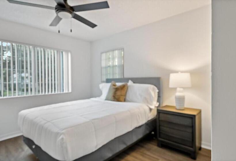 דירה בת חדר שינה 1 עם מרפסת, The Voya   Wellington