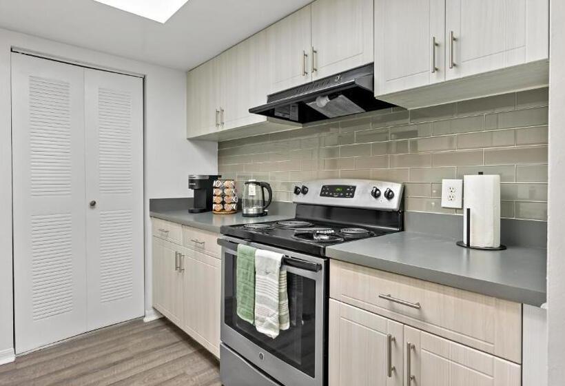 דירה בת חדר שינה 1 עם מרפסת, The Voya   Wellington